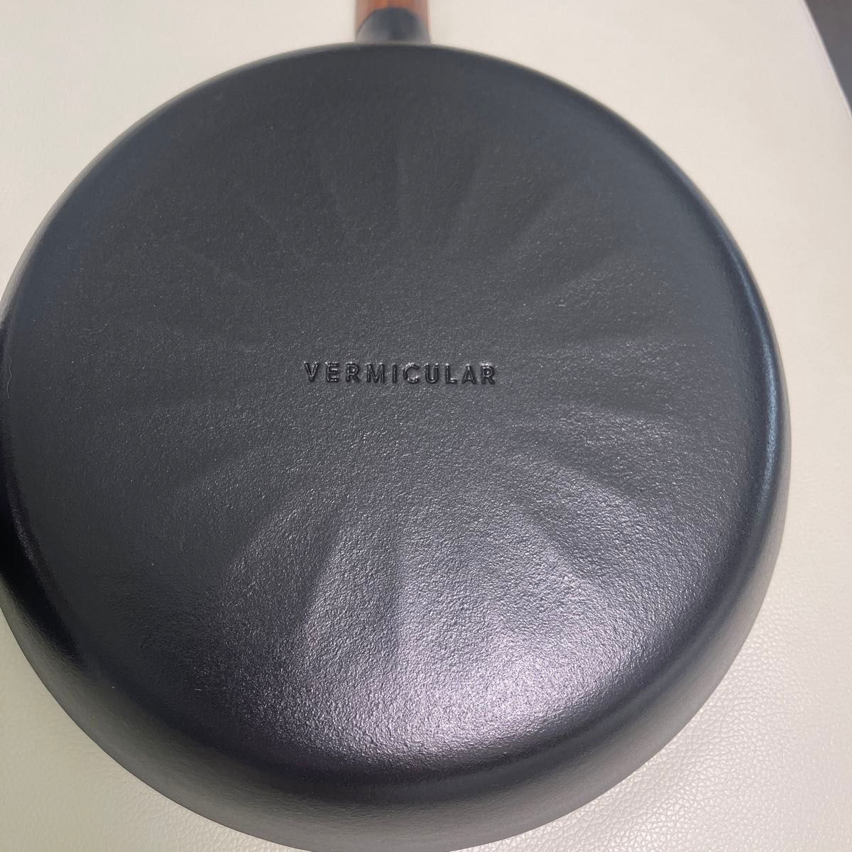 バーミキュラ フライパンセット(24cm深型 26cm)各蓋付き|Yahoo バーミキュラ フライパンセット(24cm深型 26cm)各蓋付き|Yahoo