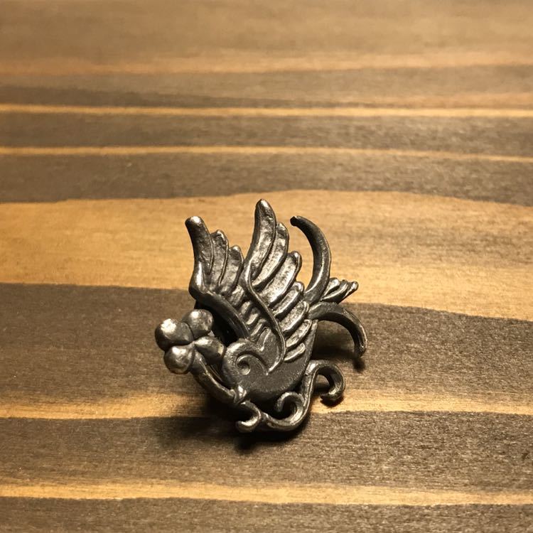  silver hand made pin z pin bachilaperu pin tsubame swallow four . leaf clover Lucky item amulet ..