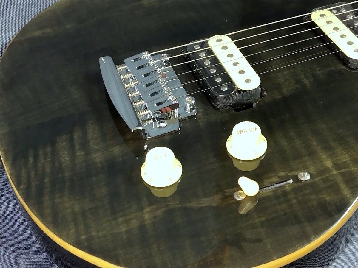 Sterling by MUSIC MAN SUB AX3FM-TBK-M1 AXIS FLAME TOP_画像9