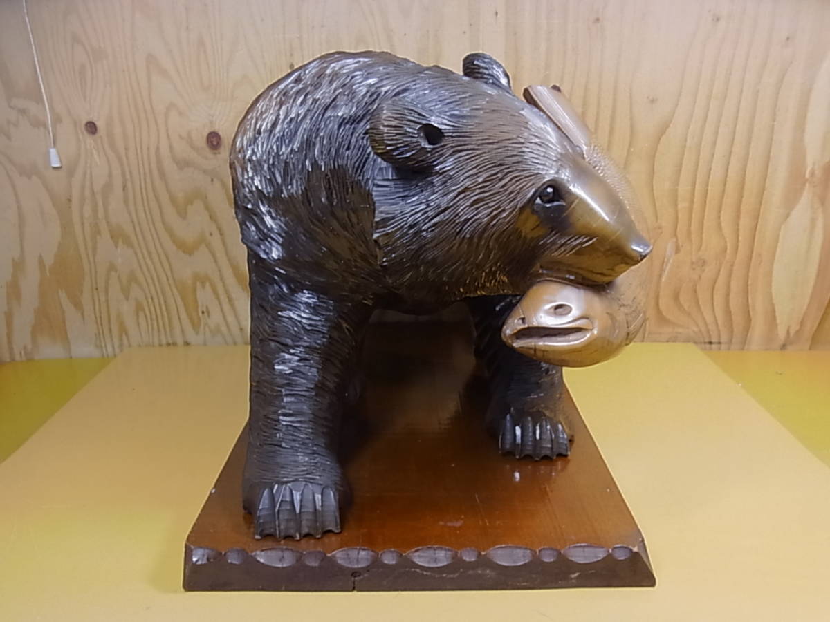 □K/316☆木彫り 熊 置物☆北海道白老 作/兼峰☆60cm×38cm☆品