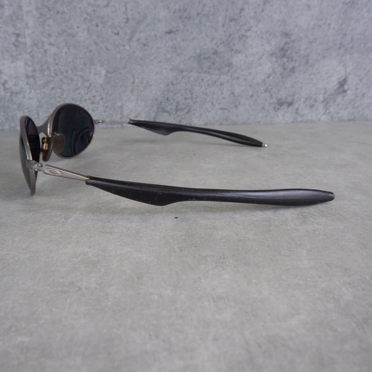 6930円 OAKLEY オークリー A WIRE エーワイヤー サングラス 6930円 OAKLEY オークリー A WIRE エーワイヤー サングラス