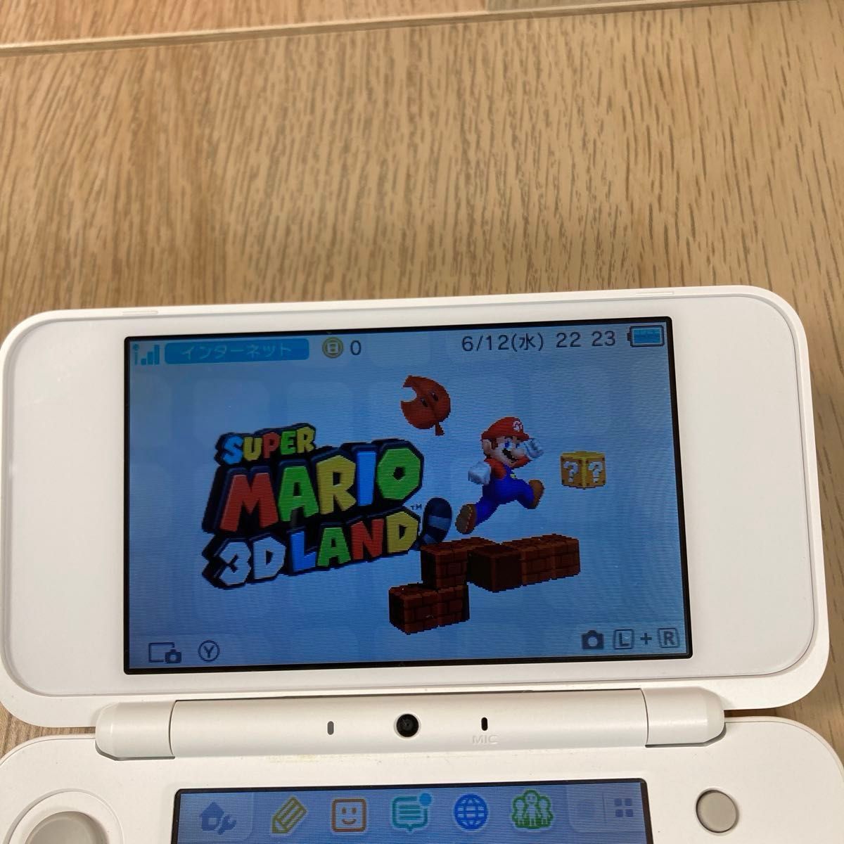 Nintendo 2DS LL ニンテンドー NEW 2DS LL ホワイト×オレンジ Nintendo 2DS LL ニンテンドー NEW 2DS LL ホワイト×オレンジ