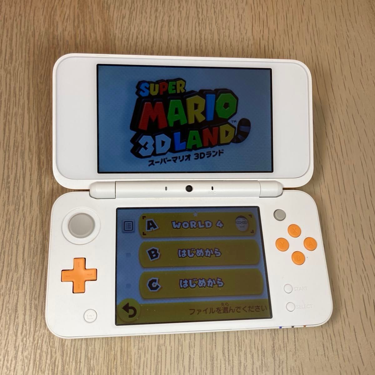 Nintendo 2DS LL ニンテンドー NEW 2DS LL ホワイト×オレンジ Nintendo 2DS LL ニンテンドー NEW 2DS LL ホワイト×オレンジ