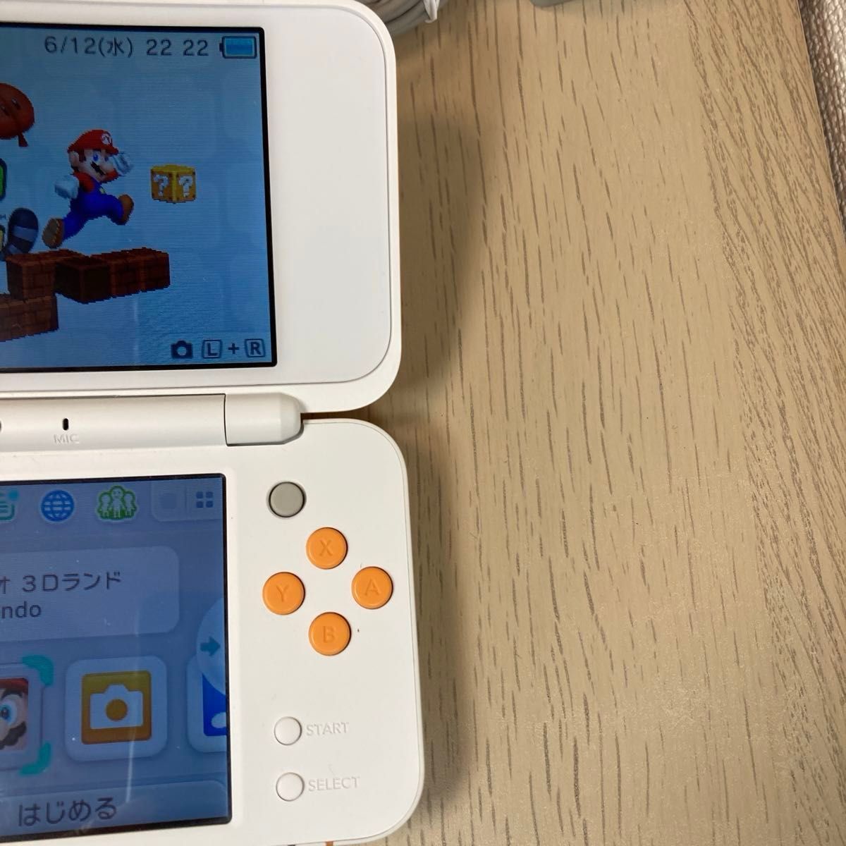 Nintendo 2DS LL ニンテンドー NEW 2DS LL ホワイト×オレンジ Nintendo 2DS LL ニンテンドー NEW 2DS LL ホワイト×オレンジ