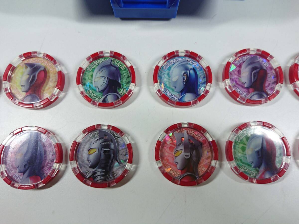  Ultra medal ×12 sheets case attaching Ultraman Z