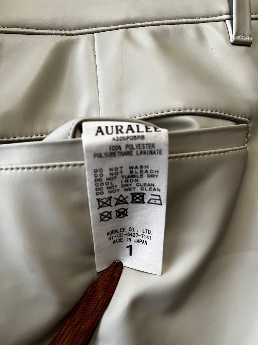 AURALEE サイズ1 AURALEE(オーラリー)ラバーハーフパンツ オフホワイト サイズ1