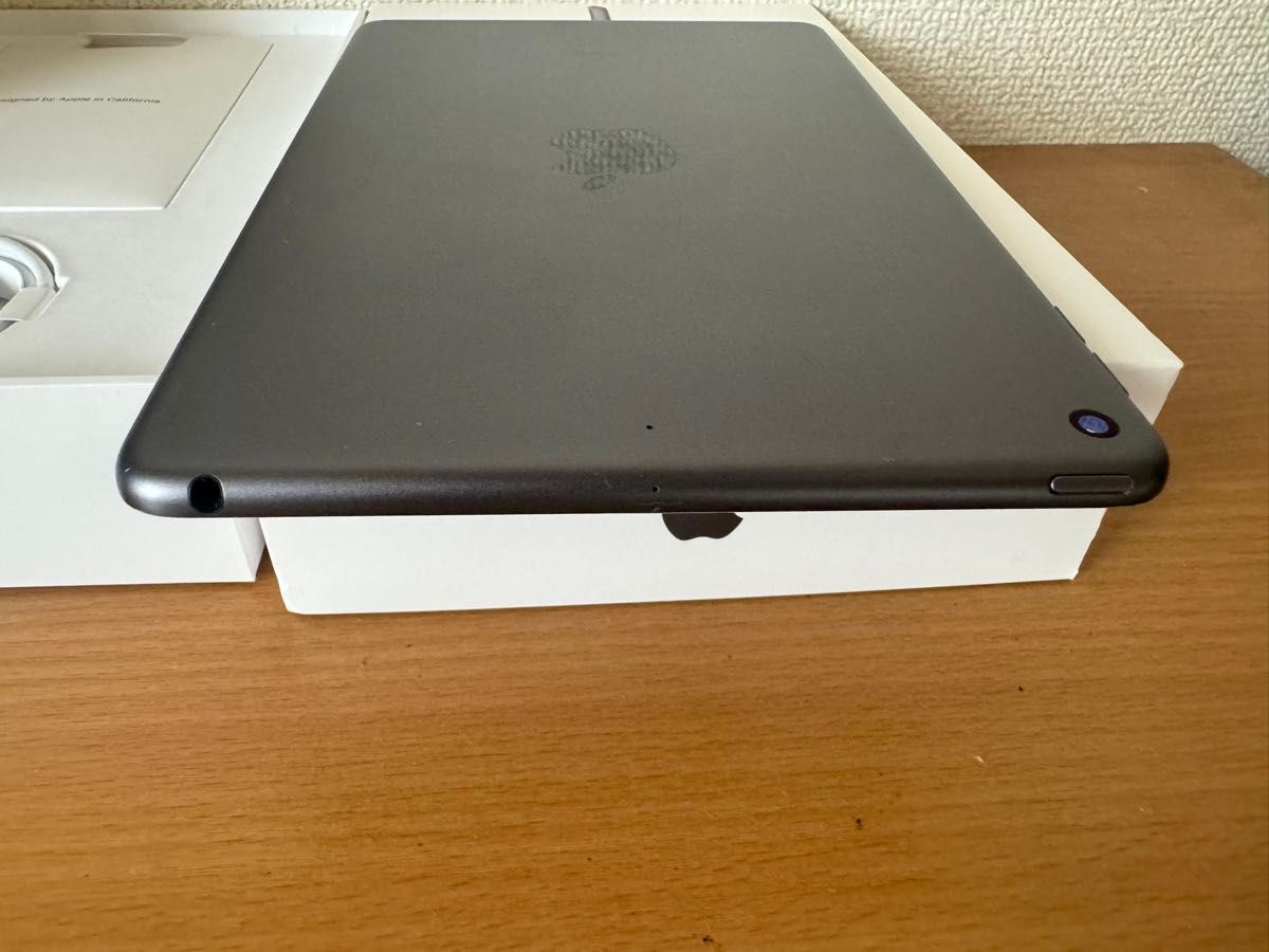 iPad mini 第5世代 Wi-Fi 64GB スペースグレ MUQW2J/A A2133 iPad mini 第5世代 Wi-Fi 64GB スペースグレ MUQW2J/A A2133