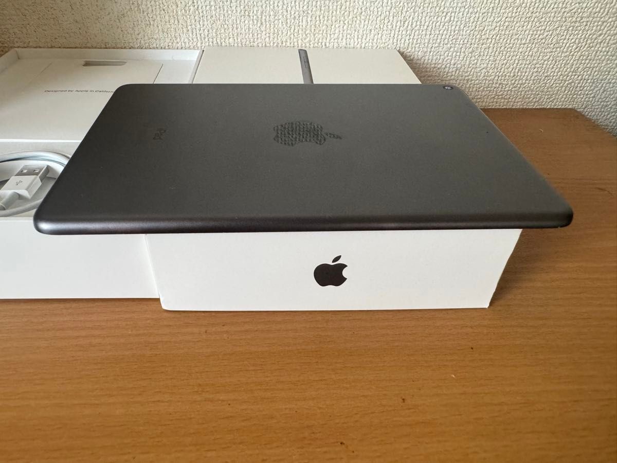 iPad mini 第5世代 Wi-Fi 64GB スペースグレ MUQW2J/A A2133 iPad mini 第5世代 Wi-Fi 64GB スペースグレ MUQW2J/A A2133