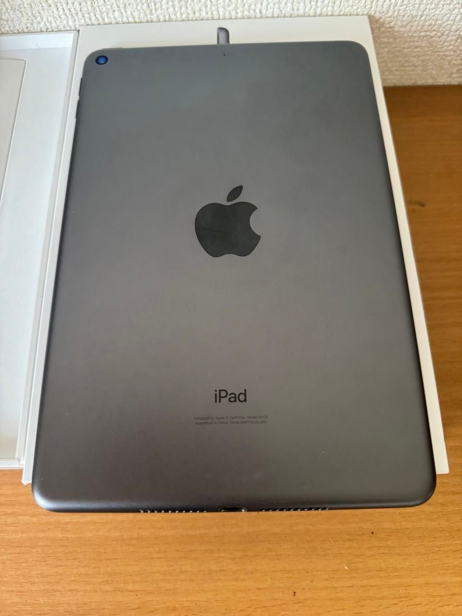 iPad mini 第5世代 Wi-Fi 64GB スペースグレ MUQW2J/A A2133 iPad mini 第5世代 Wi-Fi 64GB スペースグレ MUQW2J/A A2133