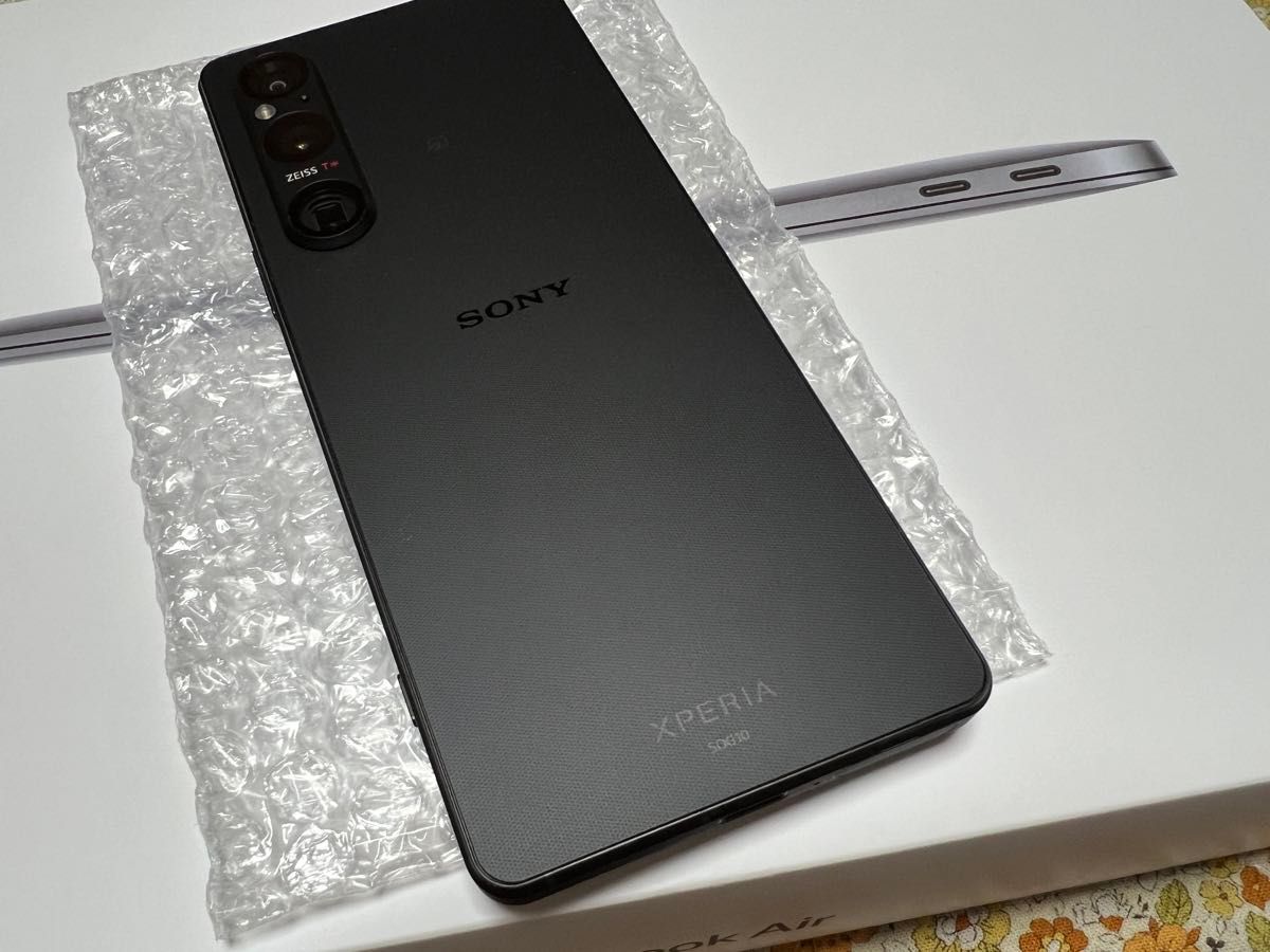美品 Xperia 1 V au版 SOG10|Yahoo!フリマ(旧PayPayフリマ) 美品 Xperia 1 V au版 SOG10|Yahoo!フリマ(旧PayPayフリマ)