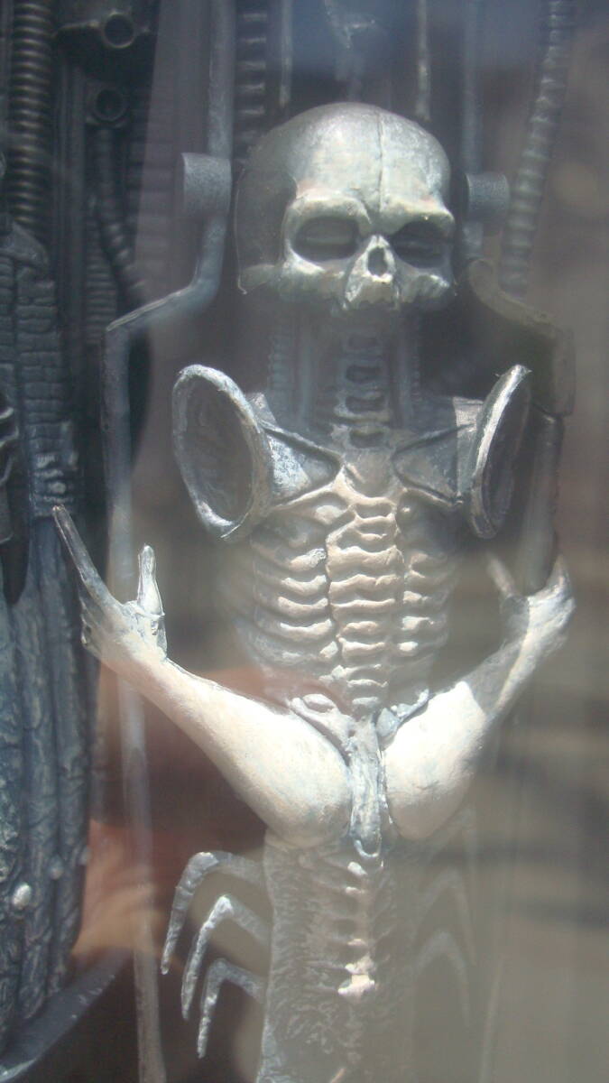 マクファーレン hr giger / hr ギーガー li ⅱ スカルプチャー マクファーレン hr giger / hr ギーガー li ⅱ スカルプチャー