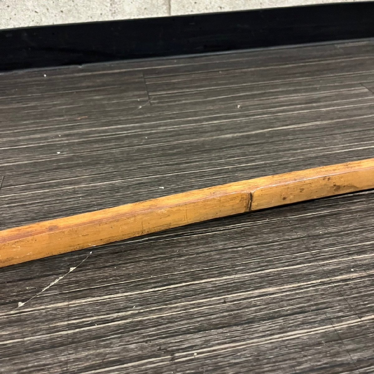 大倉重十郎 在銘 竹弓 弓道 和弓 全長約223cm 重量550g 061705w 大倉重十郎 在銘 竹弓 弓道 和弓 全長約223cm 重量550g 061705w