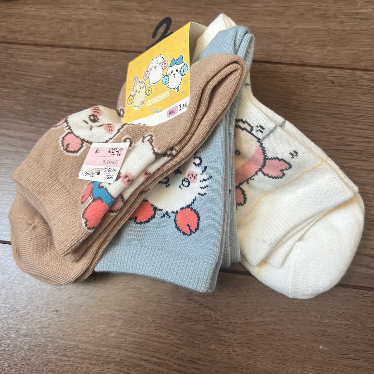 ちいかわ レディースソックス 3足セット しまむら ハチワレ ちいかわ レディースソックス 3足セット しまむら ハチワレ