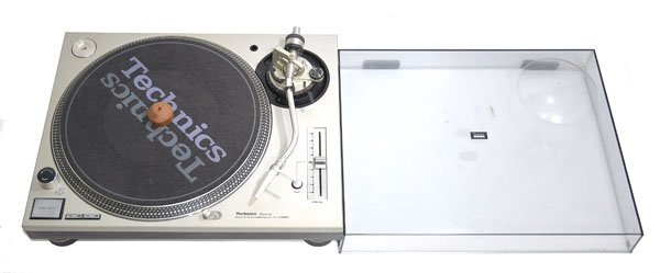 * картридж есть!Technics Technics SL-1200MK5 проигрыватель *