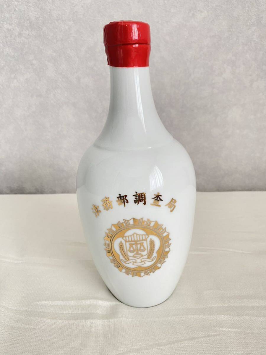 高梁酒(白酒) 台湾 法務部調査局 53度 500ml 未開封 希少品 厳しく 高梁酒(白酒) 台湾 法務部調査局 53度 500ml 未開封 希少品 厳しく