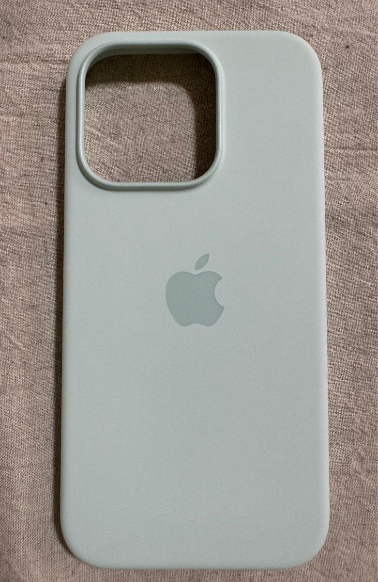 Apple MagSafe対応 iPhone 15 Pro シリコーンケース ソフト Apple MagSafe対応 iPhone 15 Pro シリコーンケース ソフト