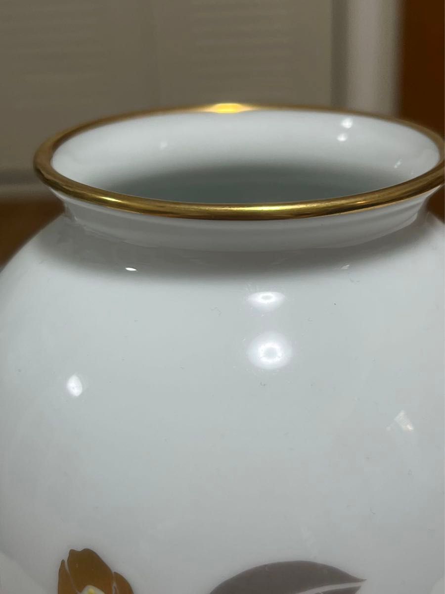 大倉陶園 花瓶 金彩 椿|Yahoo!フリマ(旧PayPayフリマ) 大倉陶園 花瓶 金彩 椿|Yahoo!フリマ(旧PayPayフリマ)