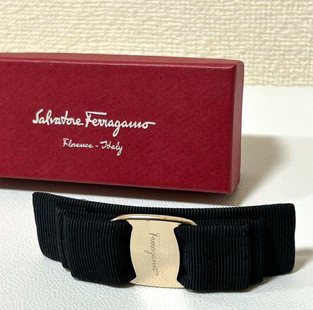 新品並サルヴァトーレフェラガモFERRAGAMOヴェラリボンバレッタ 新品並サルヴァトーレフェラガモFERRAGAMOヴェラリボンバレッタ