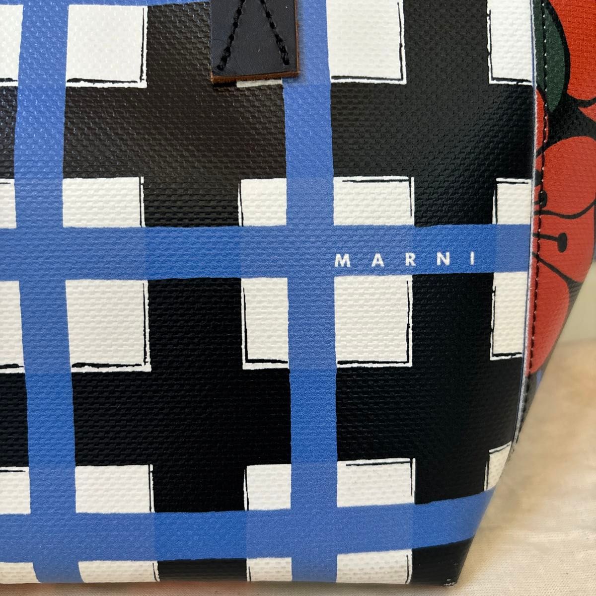 MARNI マルニマーケット マルニフラワーカフェ トートバッグ MARNI マルニマーケット マルニフラワーカフェ トートバッグ