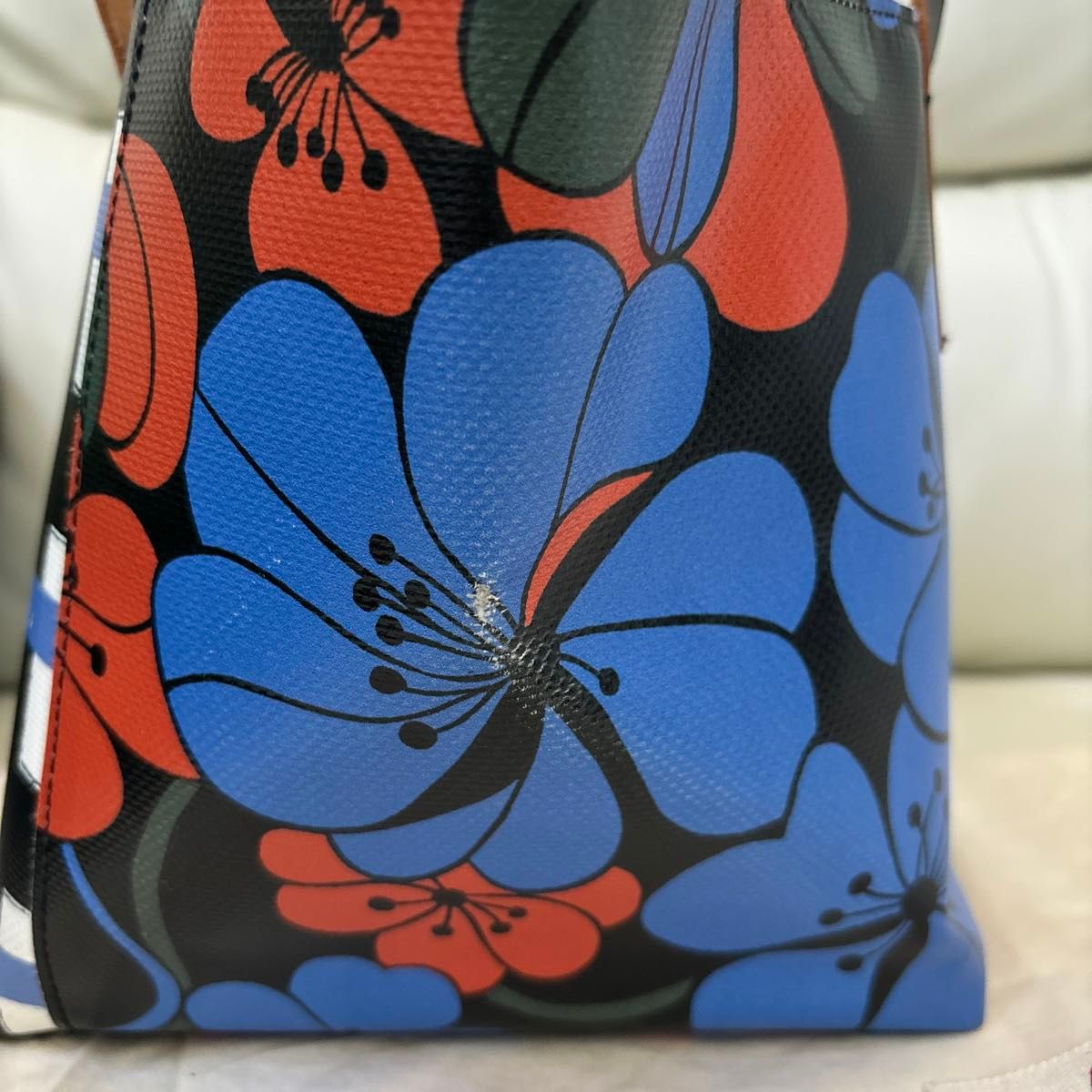 MARNI マルニマーケット マルニフラワーカフェ トートバッグ MARNI マルニマーケット マルニフラワーカフェ トートバッグ