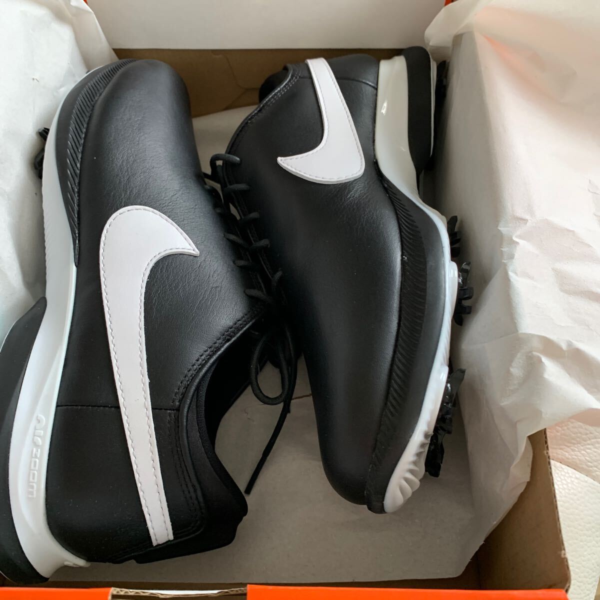 NIKEゴルフシューズ zoom victory tour2 新品箱入りタグ付き NIKEゴルフシューズ zoom victory tour2 新品箱入りタグ付き