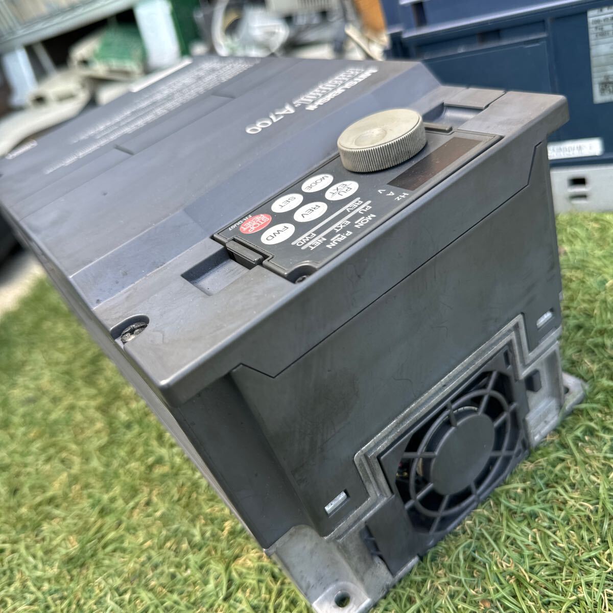 4E042 保証付き 三菱電機 MITSUBISHI INVERTER FR-A720-2.2K 4E042 保証付き 三菱電機 MITSUBISHI INVERTER FR-A720-2.2K