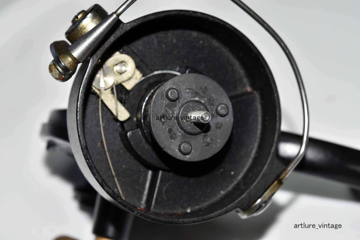 LARCHMONT AIREX SPINNING REEL THE LIONEL CO.(2488-345 LARCHMONT AIREX SPINNING REEL THE LIONEL CO.(2488-345