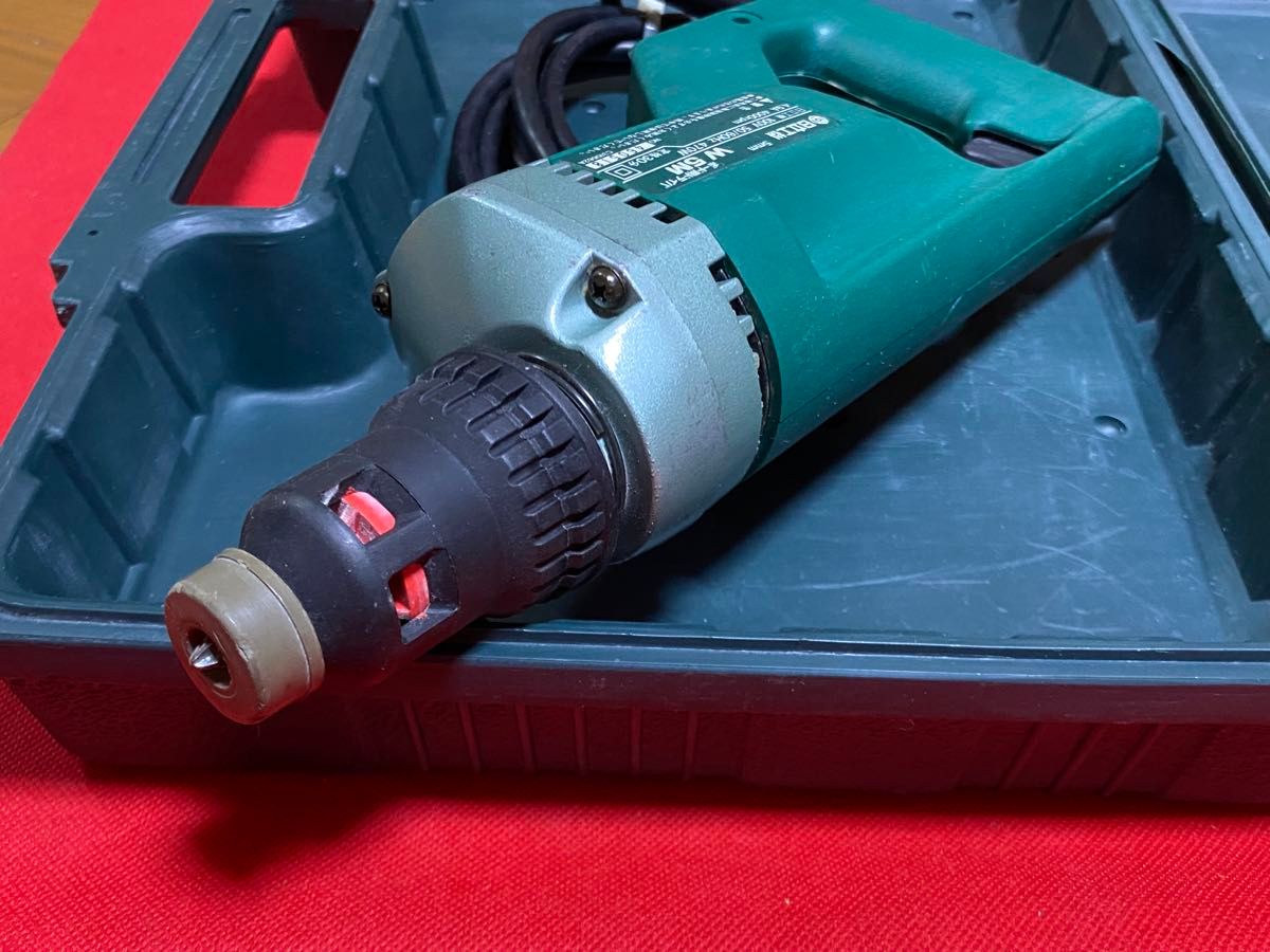 日立工機 5mm ボード用ドライバ W5M 動作品 美品 1323ー01ー1 日立工機 5mm ボード用ドライバ W5M 動作品 美品 1323ー01ー1