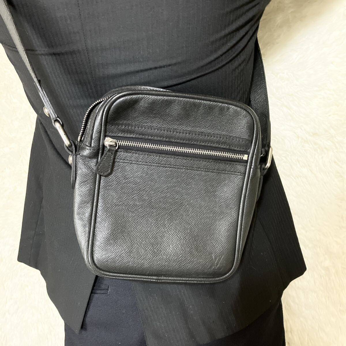 未使用級 定価約12万円 LOUIS VUITTON ルイヴィトン ショルダー 未使用級 定価約12万円 LOUIS VUITTON ルイヴィトン ショルダー