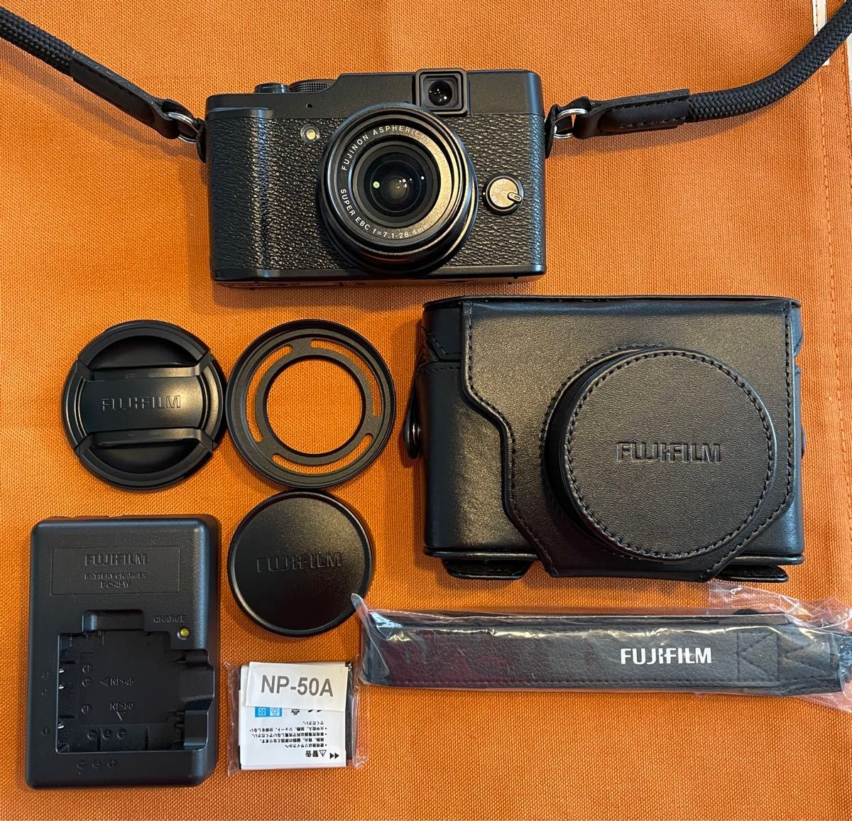 デッドストック(新品同様) FUJIFILM X10 欠品無&オプション多数 デッドストック(新品同様) FUJIFILM X10 欠品無&オプション多数