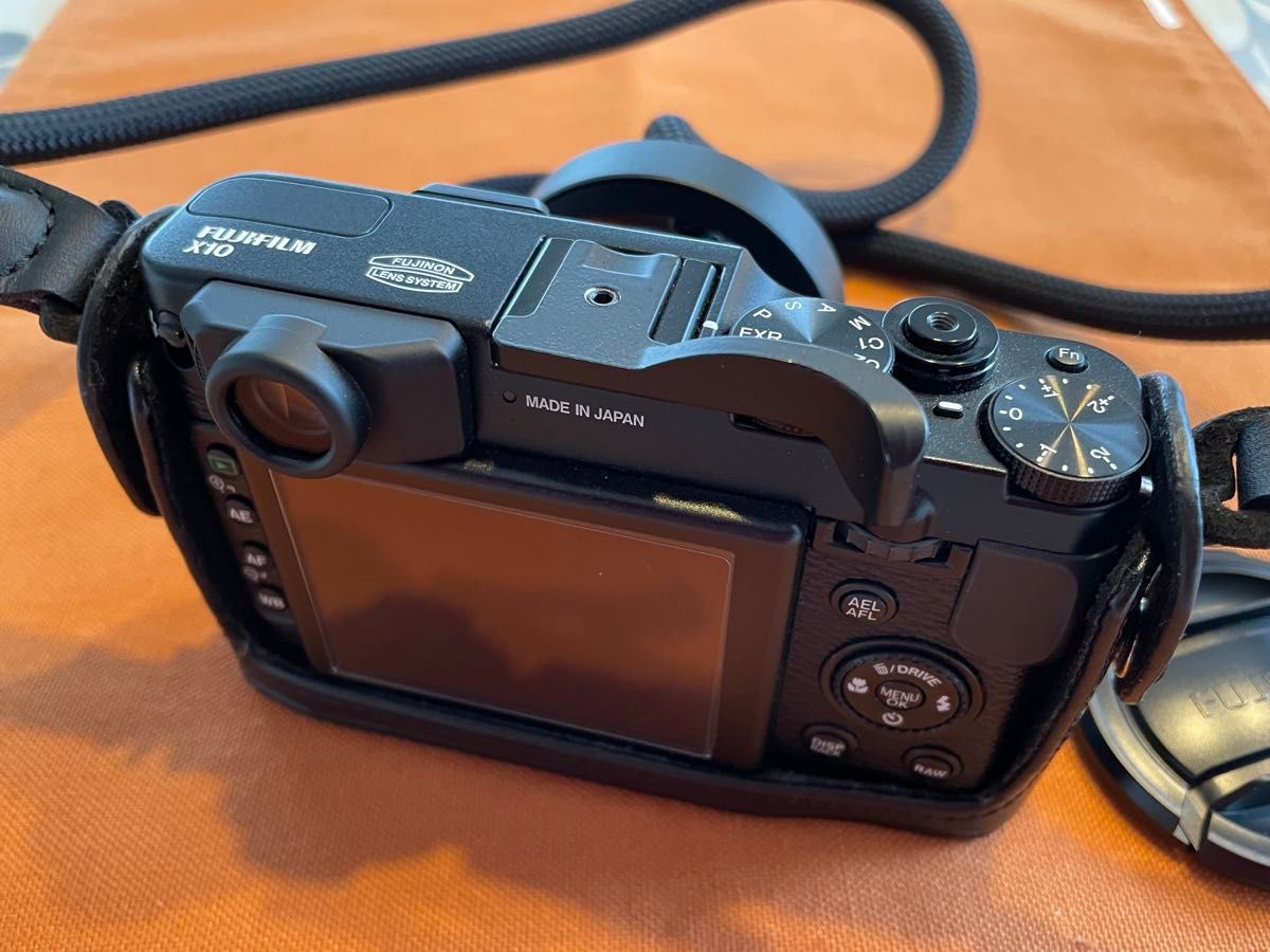 デッドストック(新品同様) FUJIFILM X10 欠品無&オプション多数 デッドストック(新品同様) FUJIFILM X10 欠品無&オプション多数