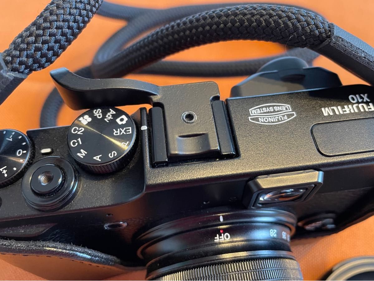 デッドストック(新品同様) FUJIFILM X10 欠品無&オプション多数 デッドストック(新品同様) FUJIFILM X10 欠品無&オプション多数