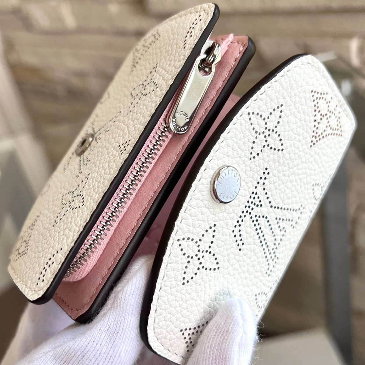 新品・未使用】ポルトフォイユ・イリス XS コンパクト財布 新品・未使用】ポルトフォイユ・イリス XS コンパクト財布