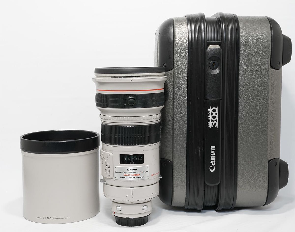 動作保証 Canon キヤノン EF300mm F2 8L IS USM ケース付き 動作保証 Canon キヤノン EF300mm F2 8L IS USM ケース付き