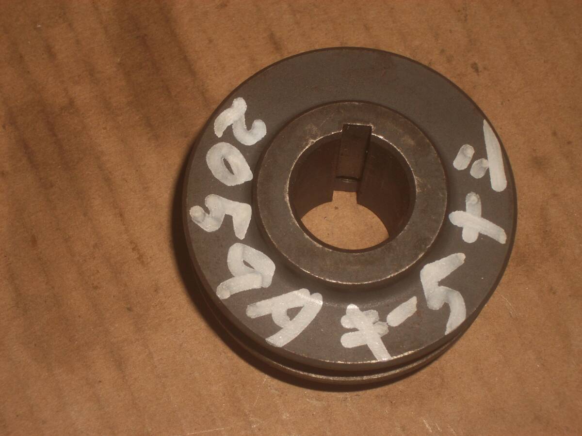 オーレック　管理機　ミニスター　IR60C　エンジン側プーリー　（イセキアグリ　小型耕運機部品）２０５９A