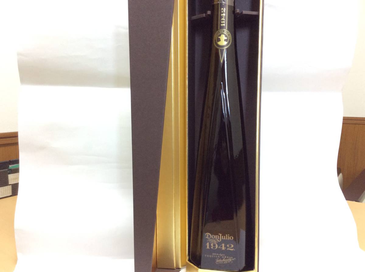 正規品 ドン フリオ 1942 Don Julio 38° 750ml 新品箱入 送料 正規品 ドン フリオ 1942 Don Julio 38° 750ml 新品箱入 送料