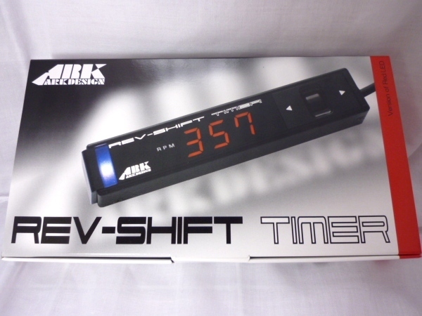 日本製 ターボタイマー ARK-DESIGN RST 赤LED Rev Shift Timer 電圧計 簡易A/F計 シフトランプ タコメーター 多機能 01-0001R-00 NA車も