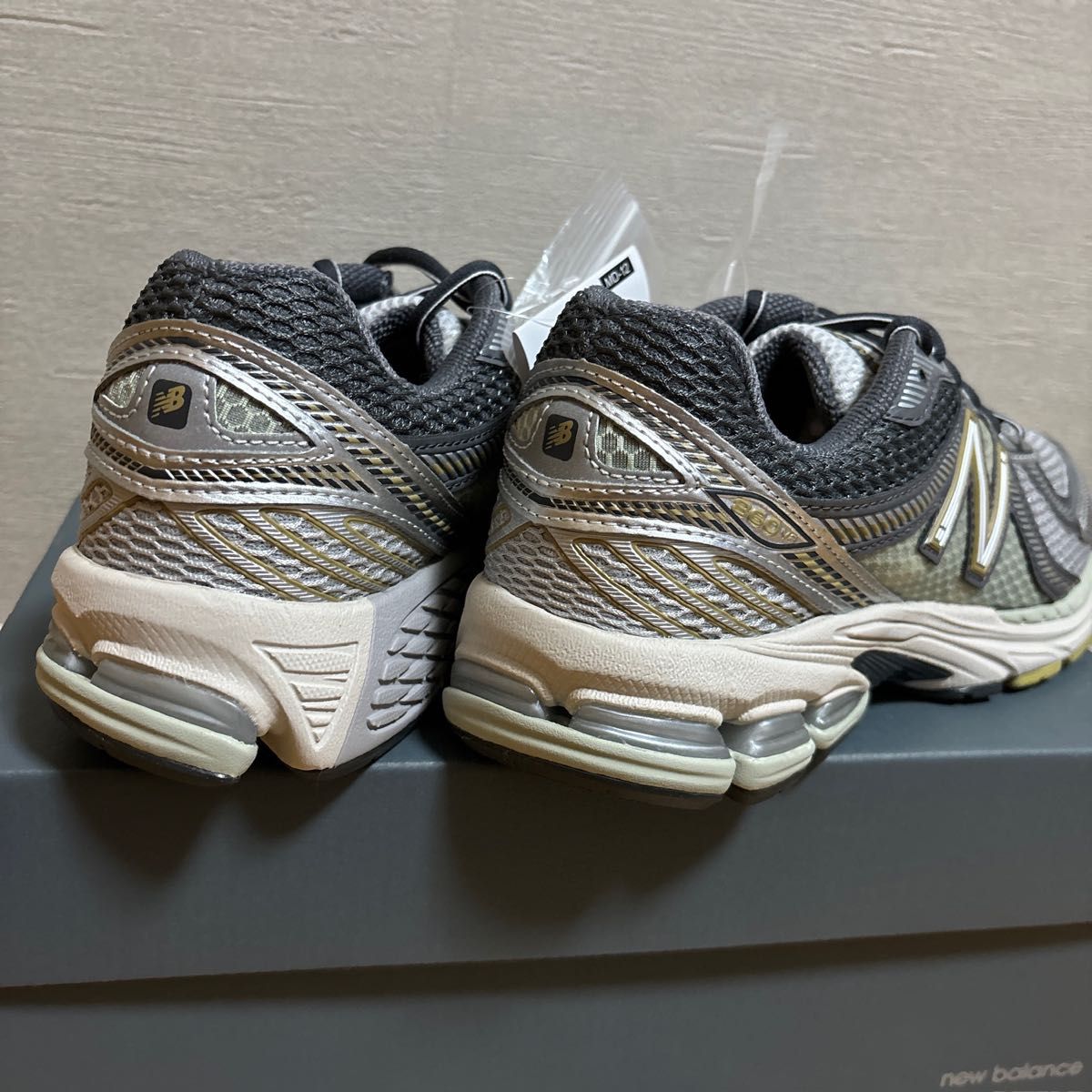 ニューバランス ML860KR2 26 5cm 値下げ^ ^|Yahoo!フリマ(旧 ニューバランス ML860KR2 26 5cm 値下げ^ ^|Yahoo!フリマ(旧