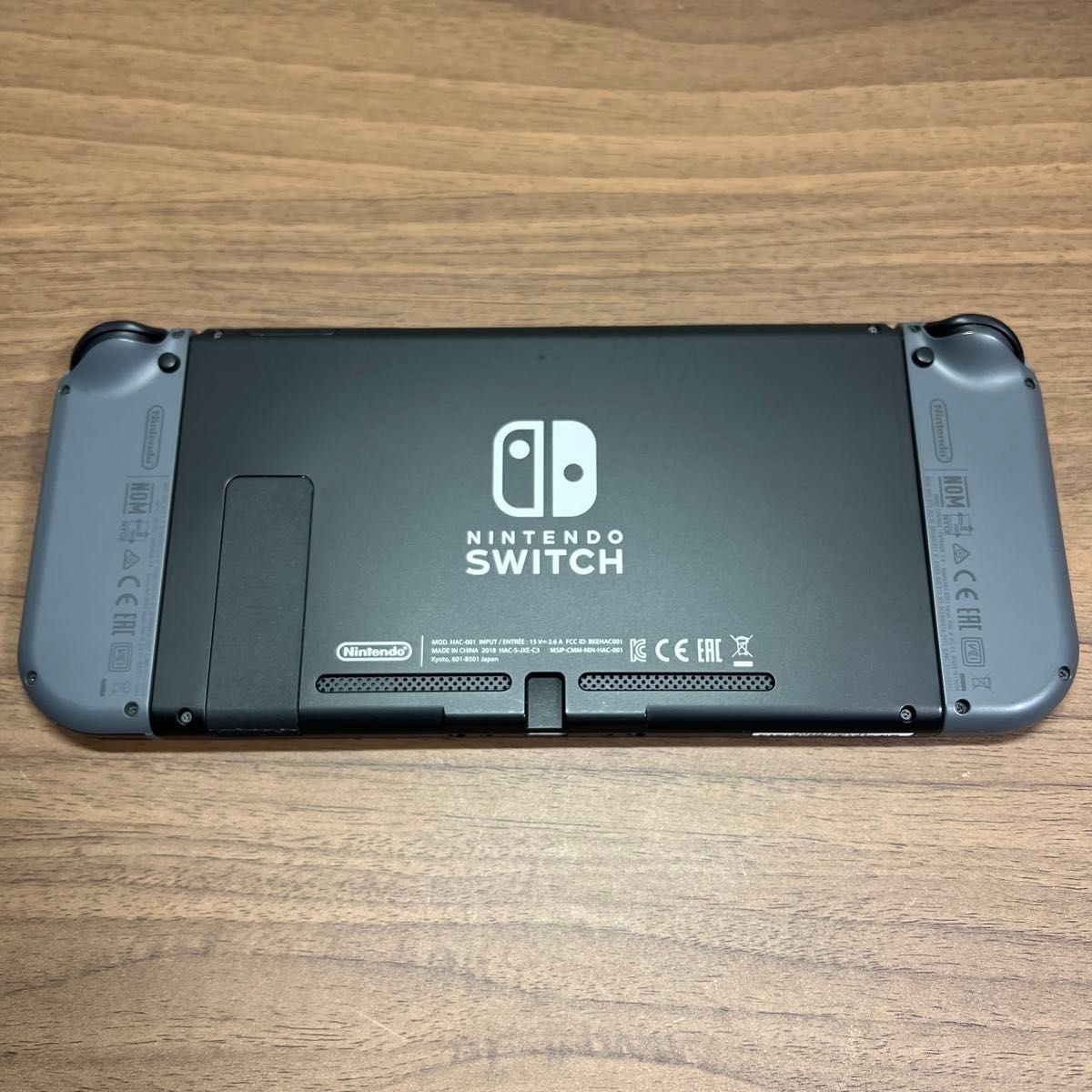 本体美品・付属品完品 Nintendo Switch HAC 初期型 2018年製 本体美品・付属品完品 Nintendo Switch HAC 初期型 2018年製