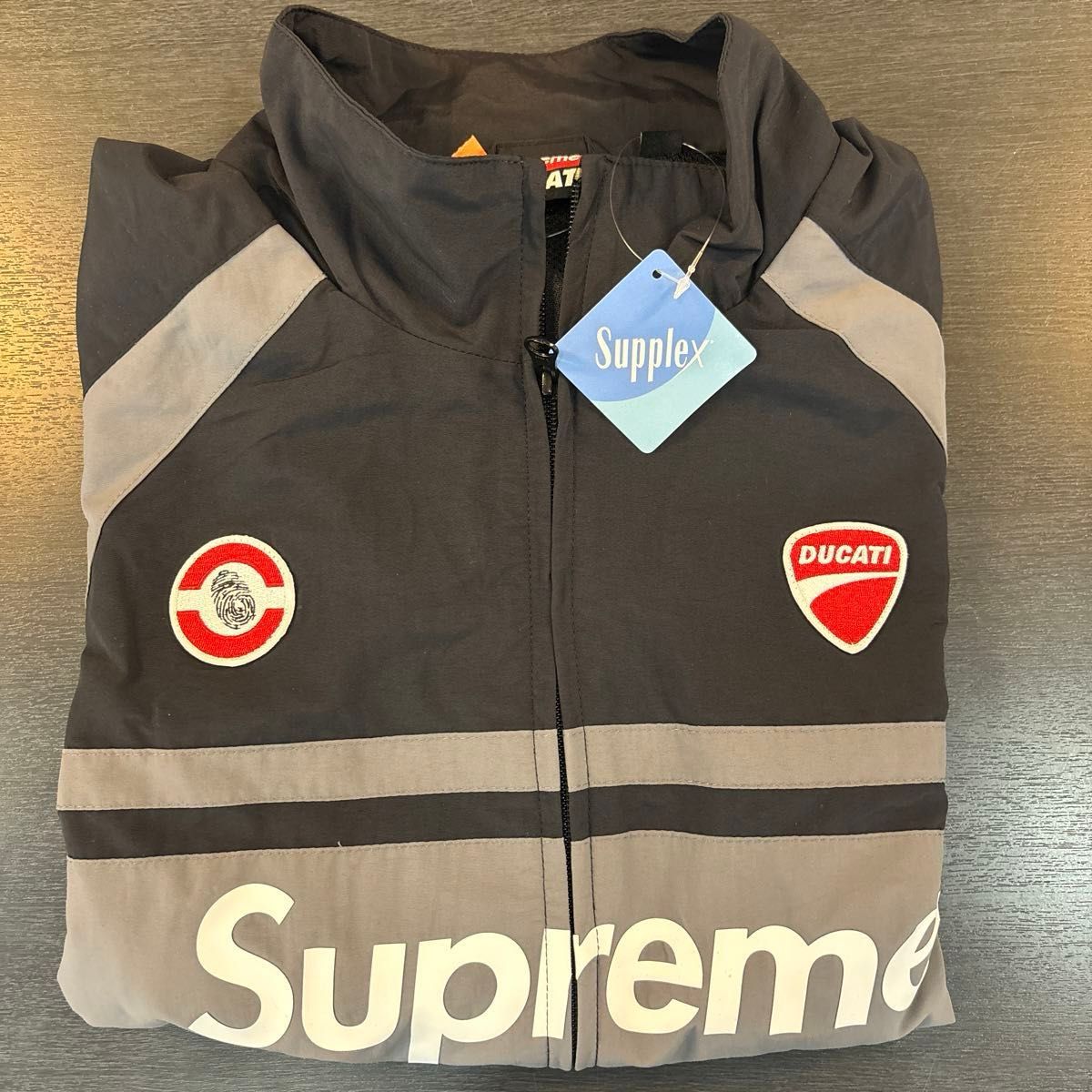 Supreme x Ducati Track Jacket Black S|Yahoo!フリマ(旧 Supreme x Ducati Track Jacket Black S|Yahoo!フリマ(旧