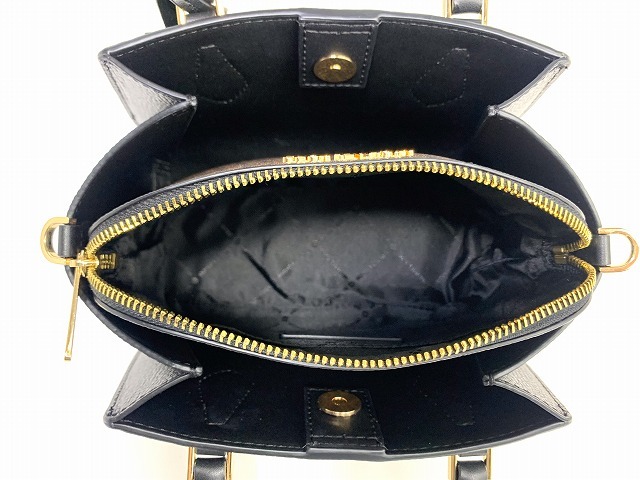 極美品 送料無料 マイケルコース MICHAEL KORS ダリア 2 IN 1 極美品 送料無料 マイケルコース MICHAEL KORS ダリア 2 IN 1