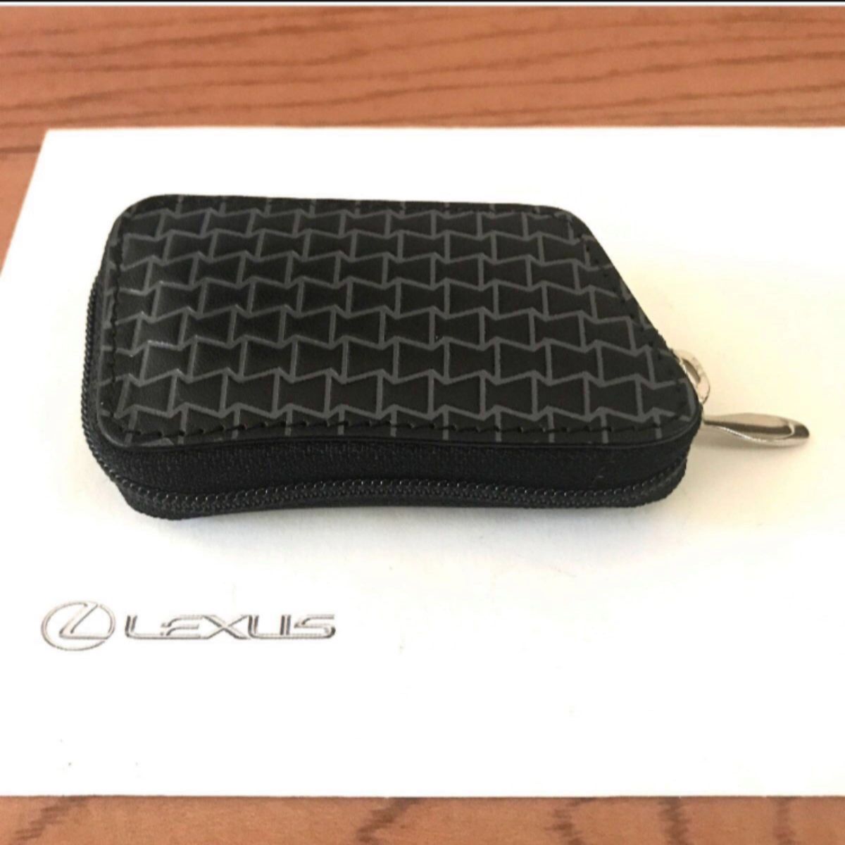 新品未使用 レクサス LEXUS 純正『スマートキーケース』正規品 L 新品未使用 レクサス LEXUS 純正『スマートキーケース』正規品 L