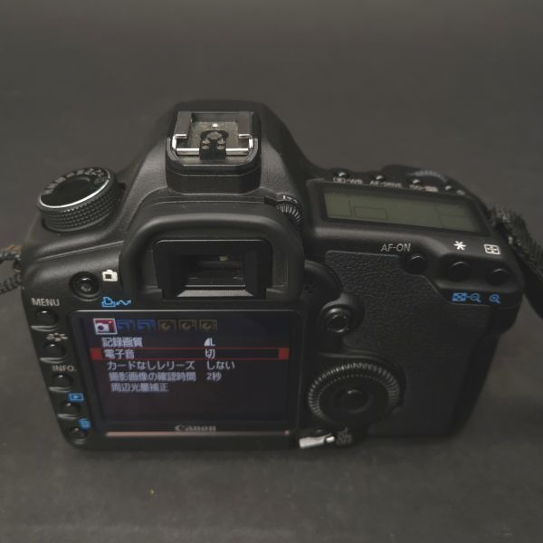 Canon EOS 5D Mark II 箱付 】キャノン 35mm フルサイズ Canon EOS 5D Mark II 箱付 】キャノン 35mm フルサイズ