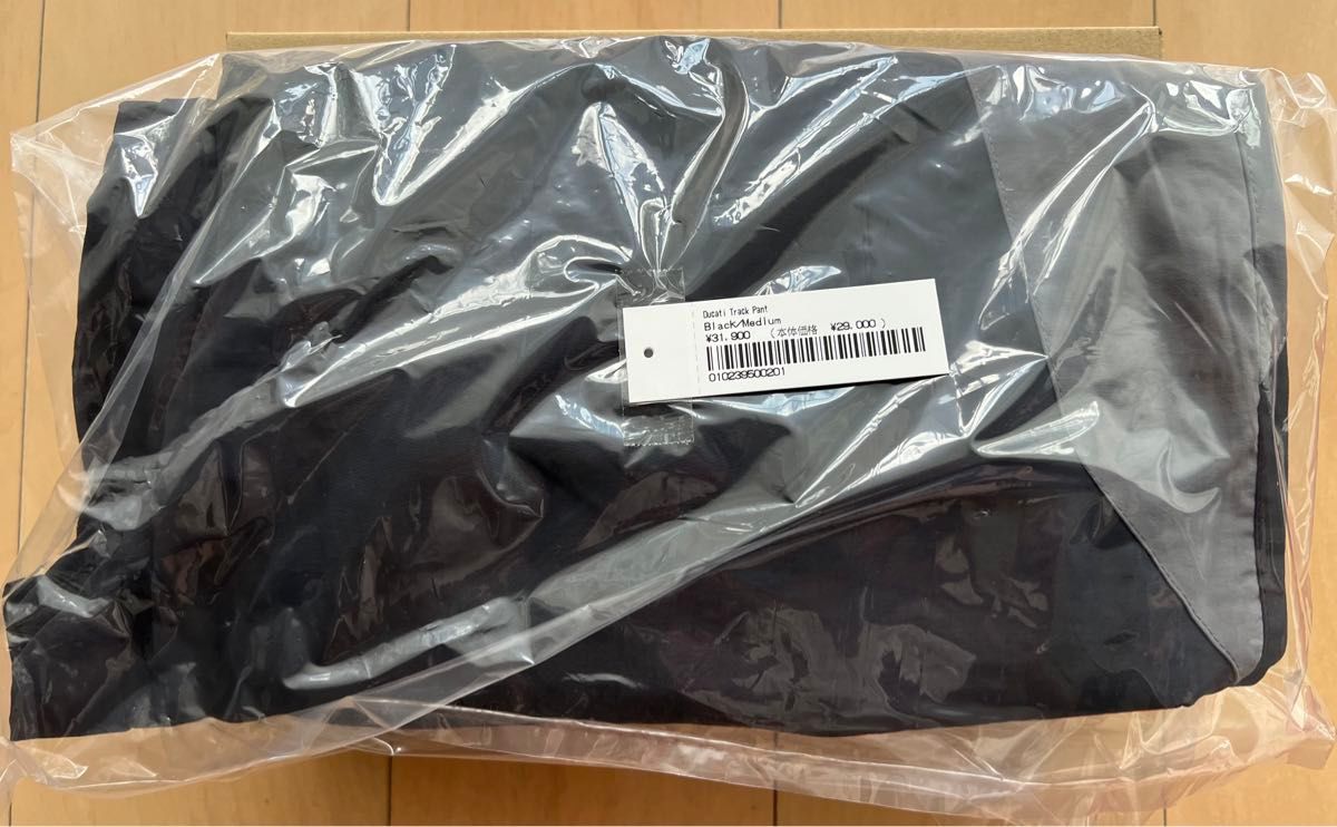 新品 未使用 送料込 Supreme Ducati Track Pant Black Mサイズ 新品 未使用 送料込 Supreme Ducati Track Pant Black Mサイズ
