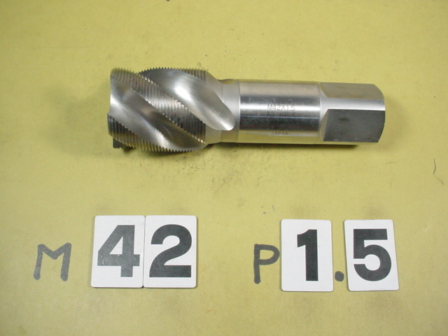 M42*1.5 中古品 ミリ目 スパイラルタップ 電動工具 M42*1.5 中古品 ミリ目 スパイラルタップ 電動工具