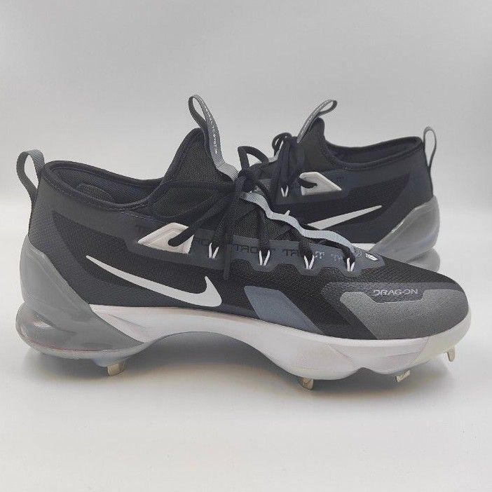 日本未発売】NIKE 野球用スパイク トラウト US12 JP30cm相当 日本未発売】NIKE 野球用スパイク トラウト US12 JP30cm相当