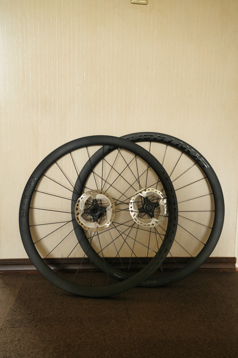 Bontrager Aeolus Pro 37 700C 前後セット 美品 カーボンホイール ディスクローター付き ボントレガー TREK TLR Disc Road Wheel OCLV Pro