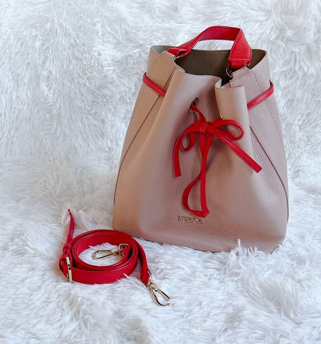 極美品 フルラ FURLA ショルダーバッグ コスタンザ 2way レザー 極美品 フルラ FURLA ショルダーバッグ コスタンザ 2way レザー