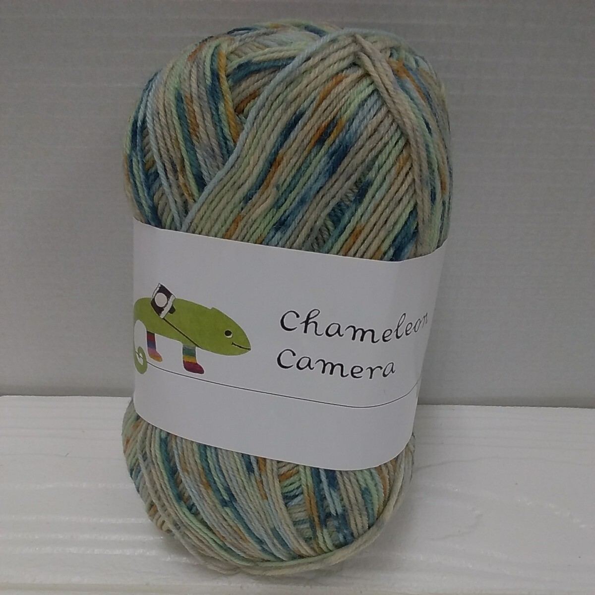 100 jpy ~ 39 knitting wool * chameleon camera *1 sphere 