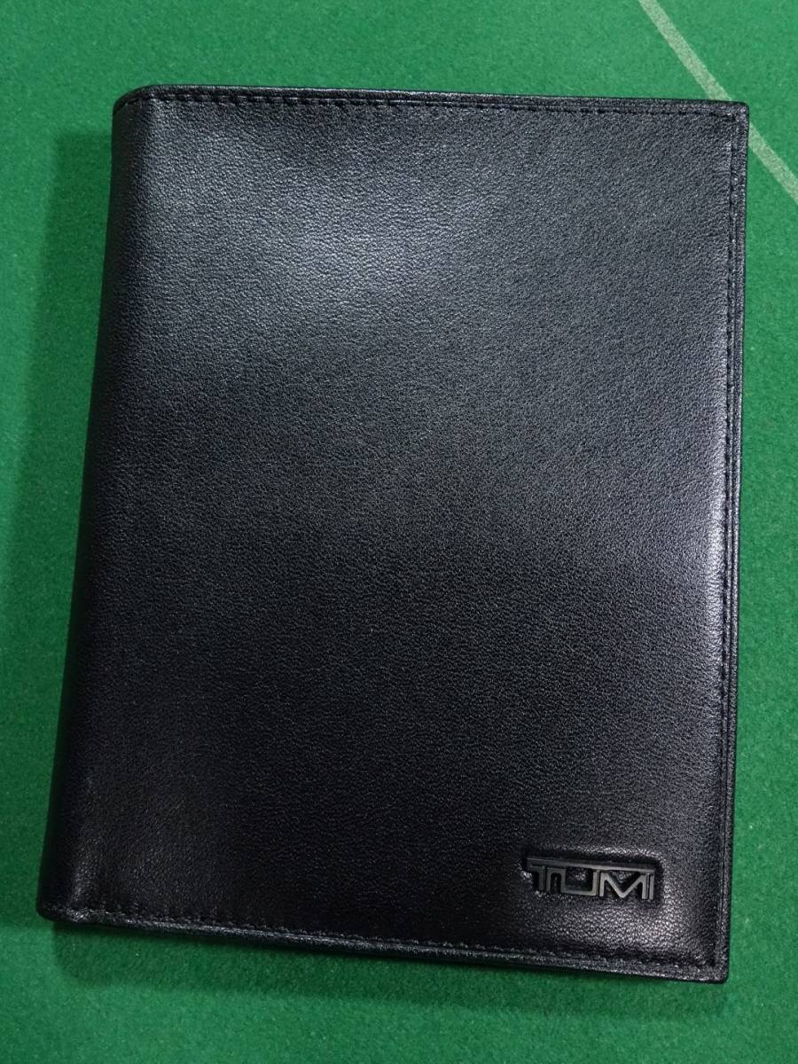 □トゥミ TUMI Delta SLGｓ アルファ ソフトレザー製 パスポート カード ケース ウォレット ブラック 美品!!!□_画像1